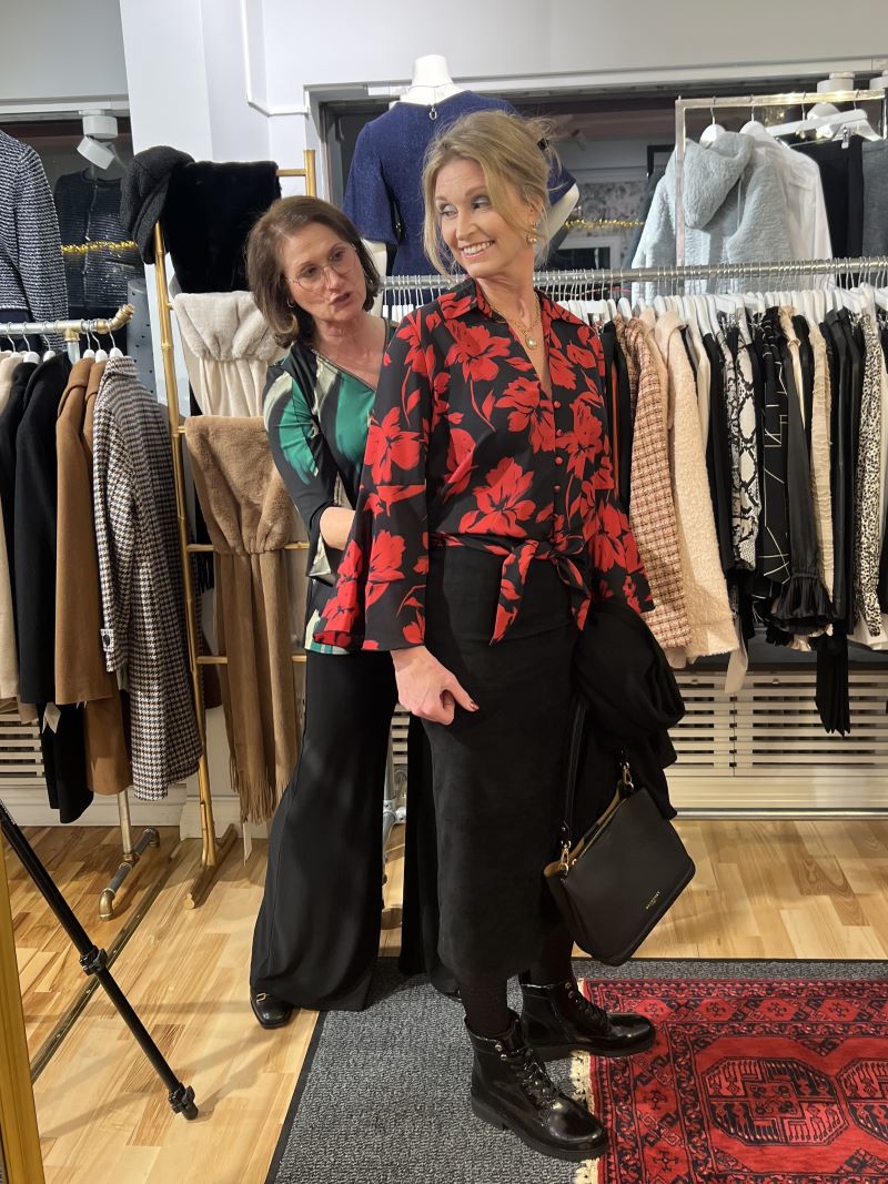 Personal Shopper Stockholm. Vi hjälpa dig att hitta rätt kläder för jobb, fest, höst, vinter, sommar och vår.