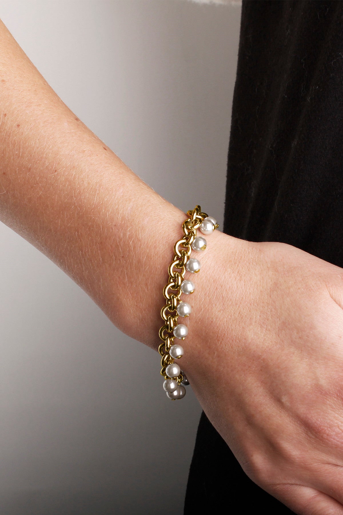 DYRBERG/KERN CHARVI SG WHITE BRACELET