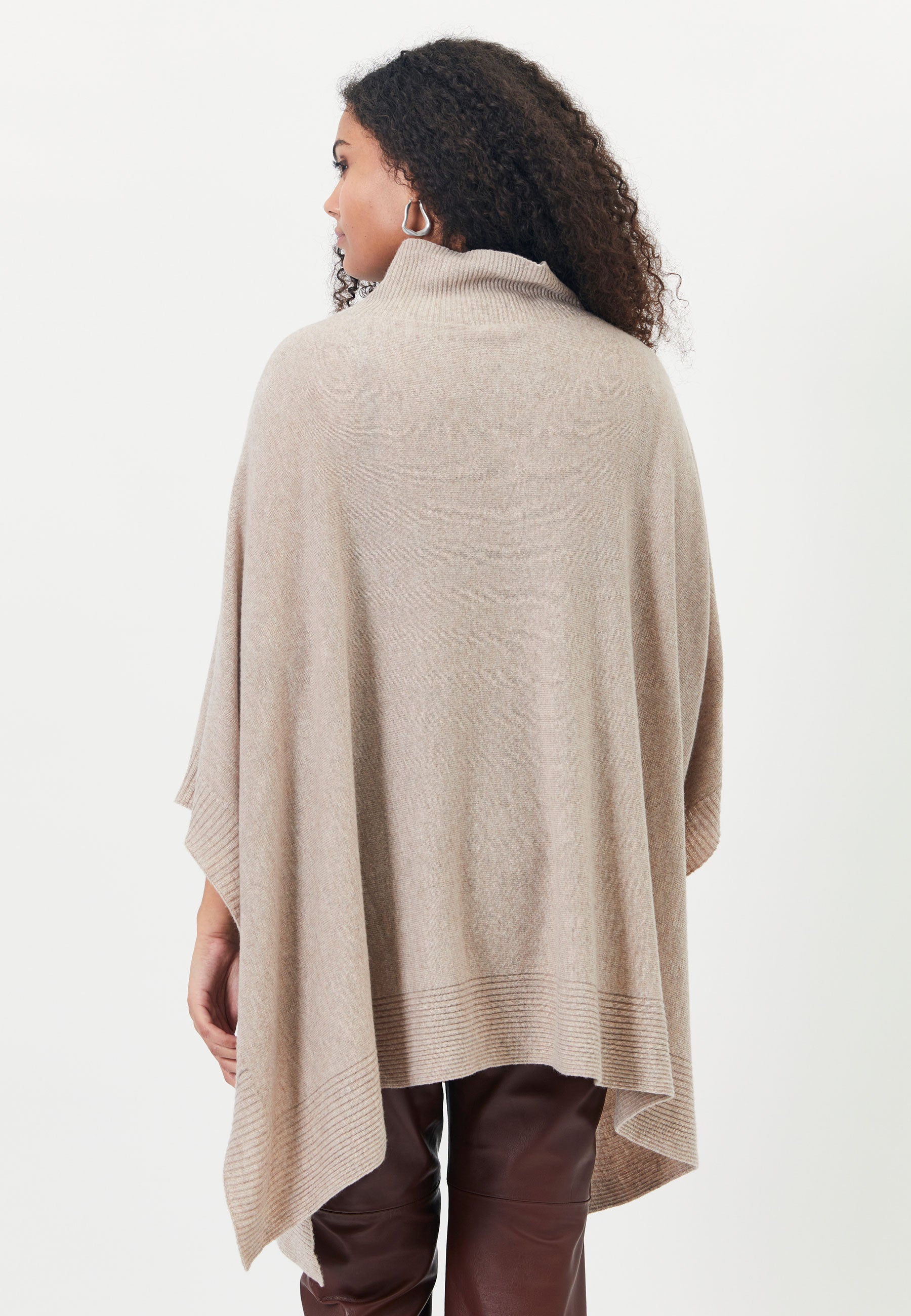Elton Silva Poncho