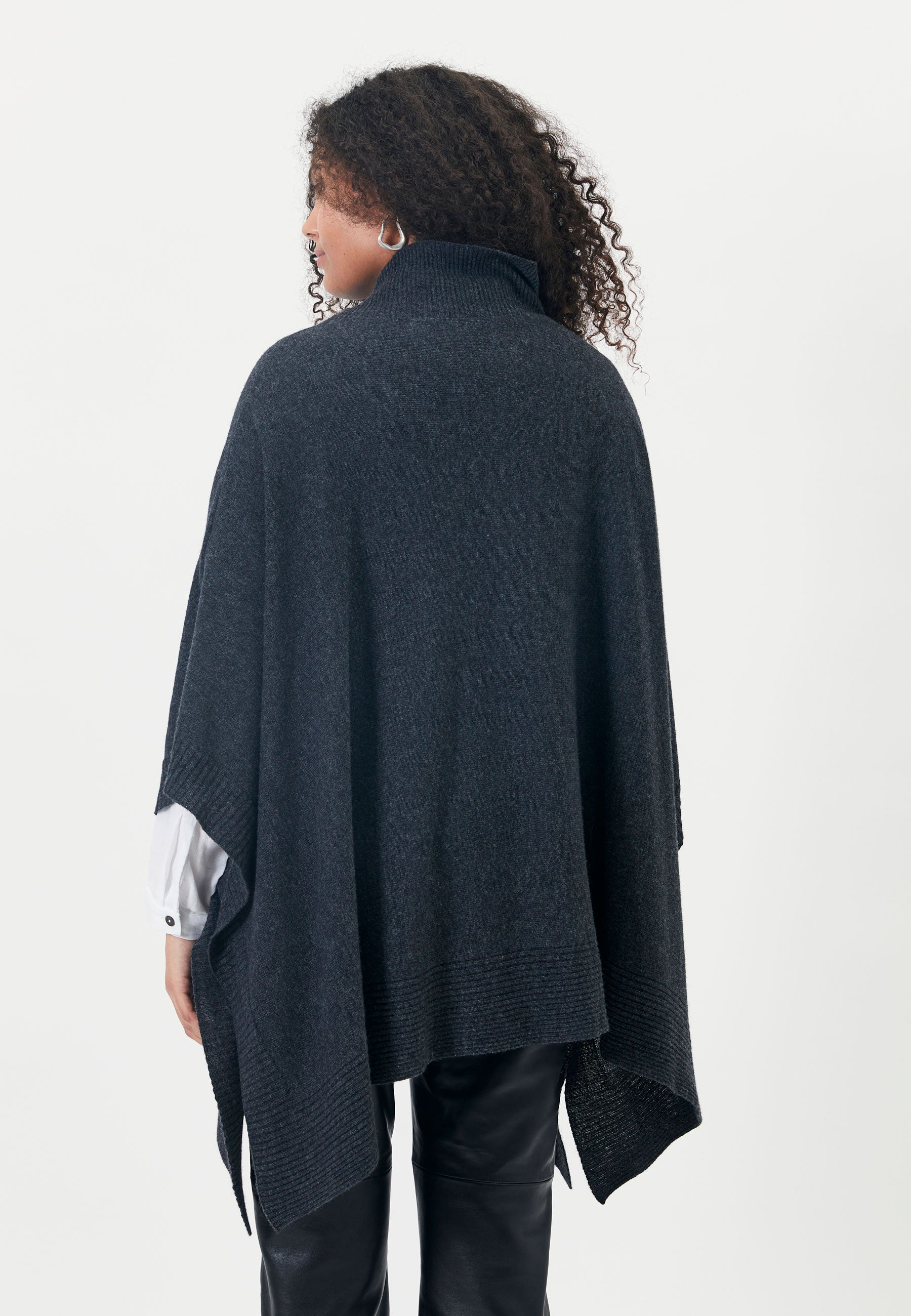 Elton Silva Poncho