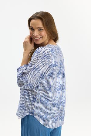 IN Front Blommönster Blus Victoria Blå