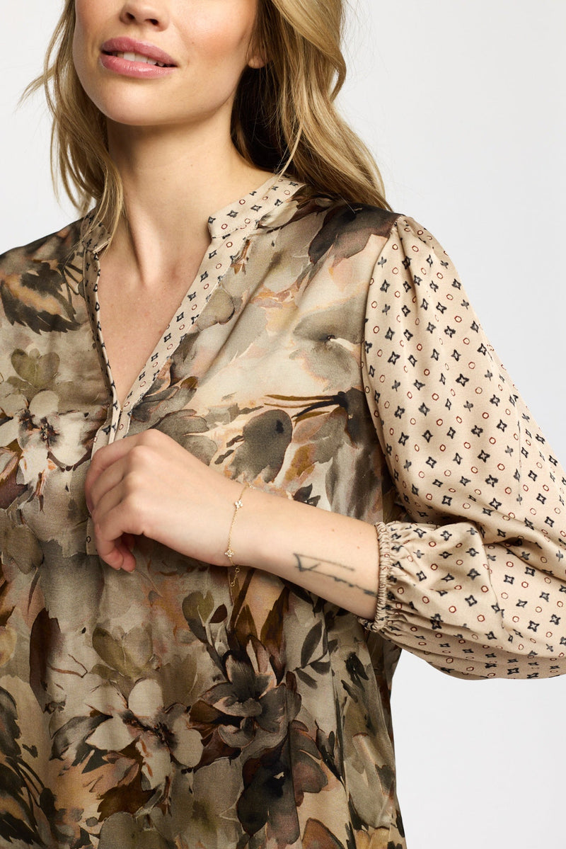 2-Biz Janne Blommig Blus Brun