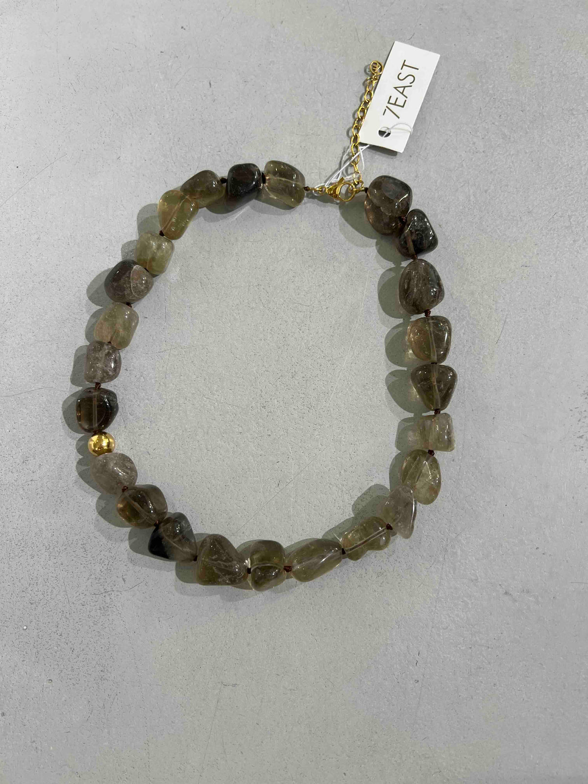 7EAST Halsband med rökkvarts Grå
