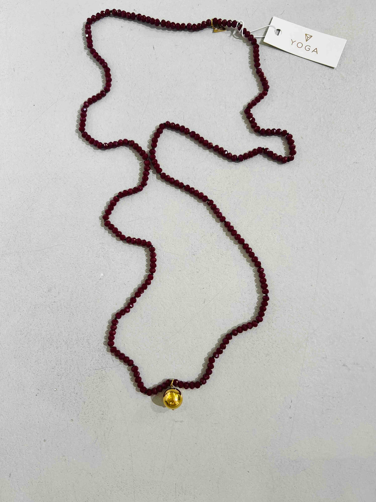 7EAST Kulhalsband med guldkula Röd