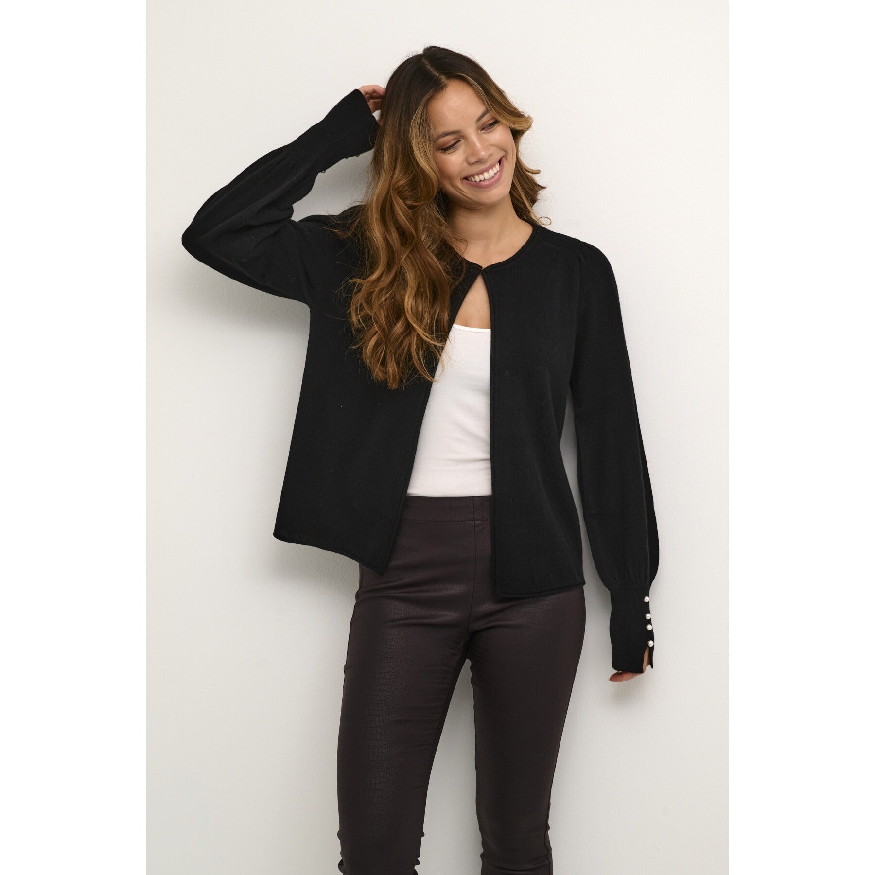 CULTURE Allie Pearls Kofta Black