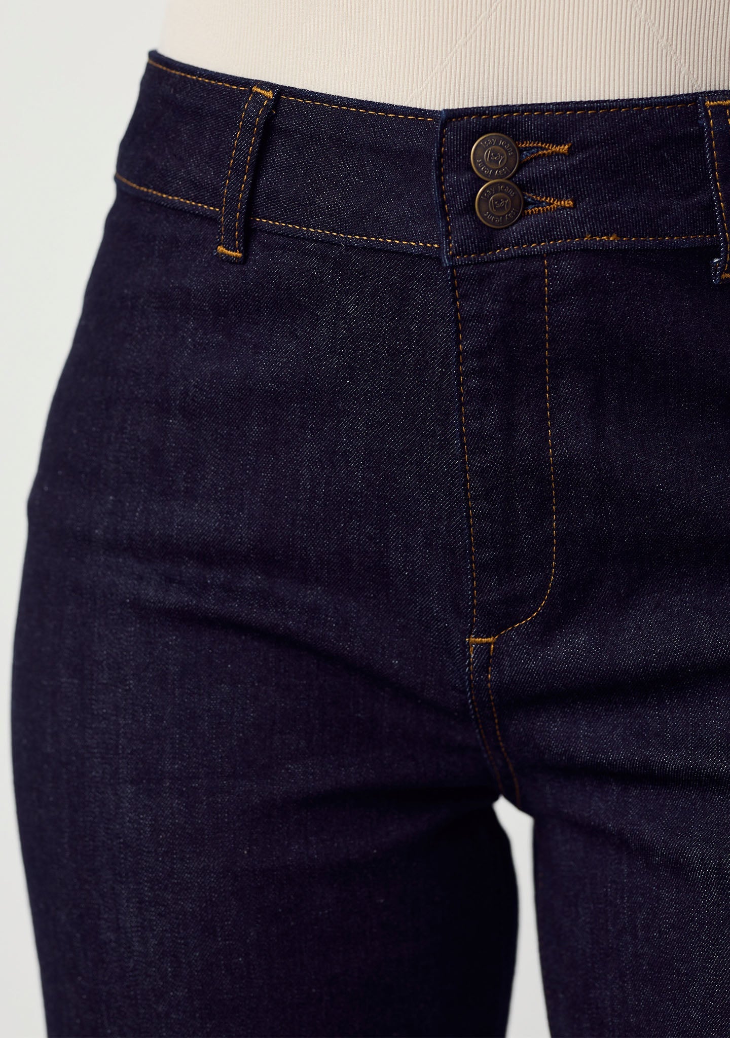 I SAY Como Raka Jeans med Hög Midja Otvättad Denim