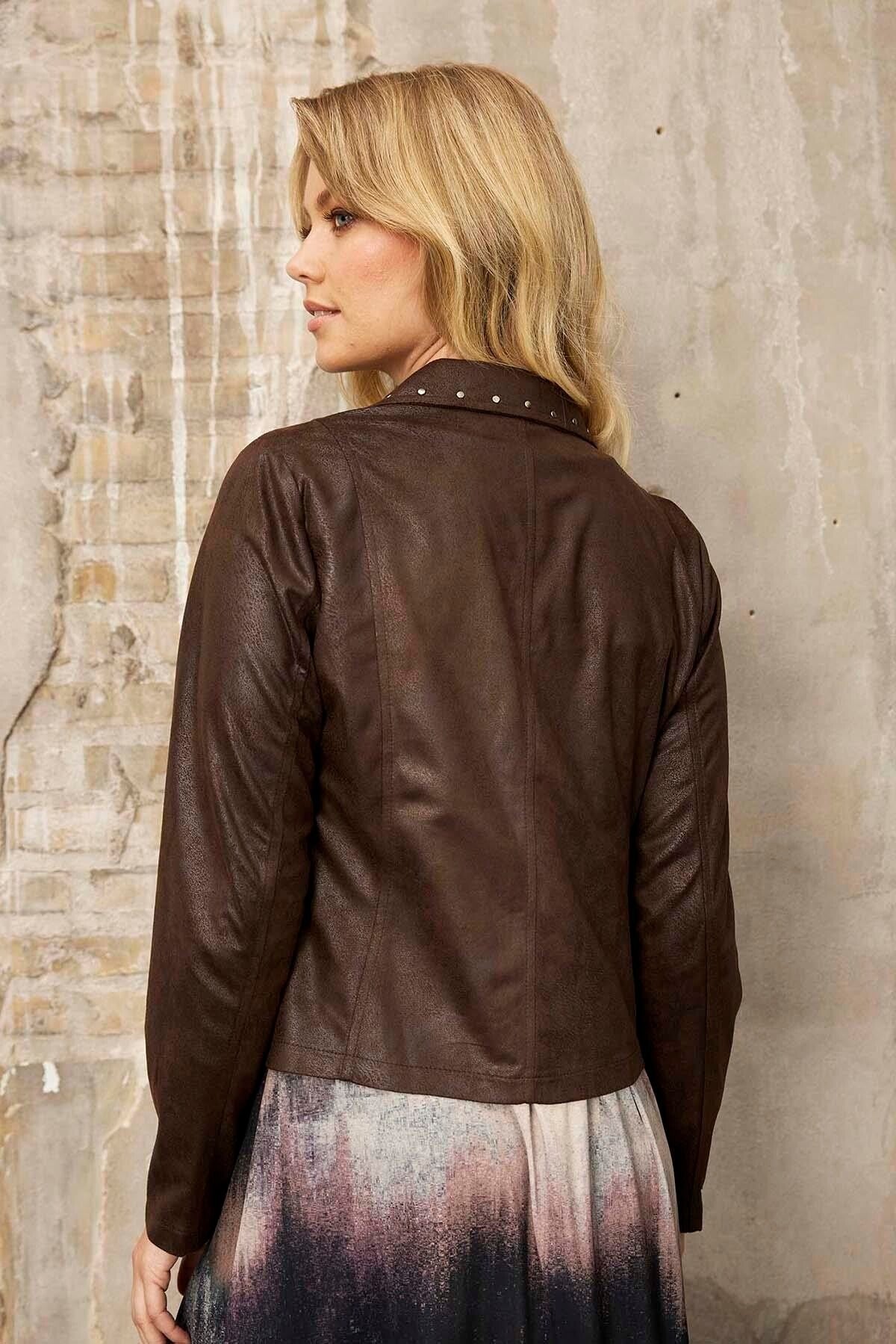 IN FRONT Mapelina Jacka Brun - Fuchsia Fashion