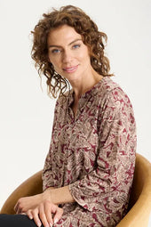 In Front Blus Maracol med 3/4-Ärmar Vinröd