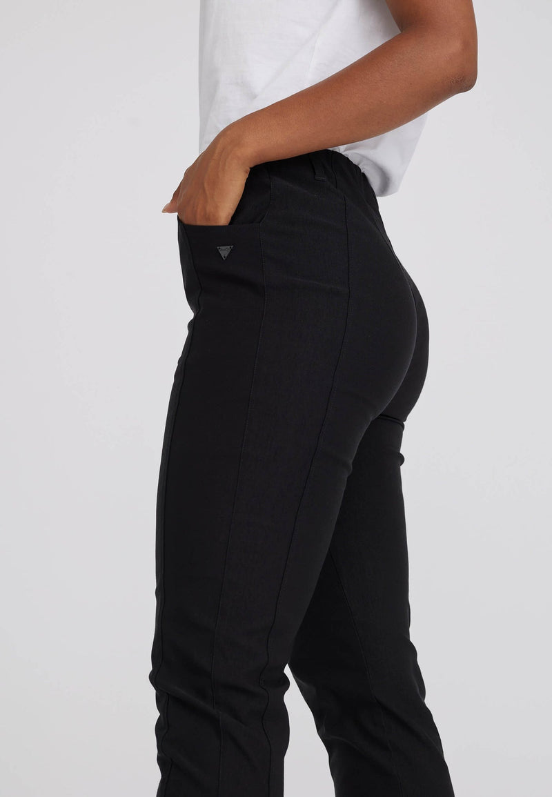 LauRie Mirakelbyxa Rose Regular Cropped Svart