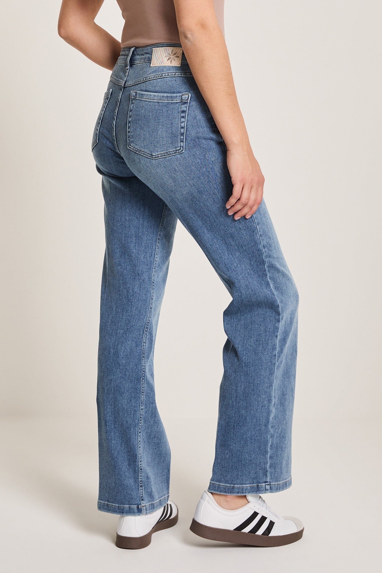 PARA MI Eve Jeans Daily Denims Indigo