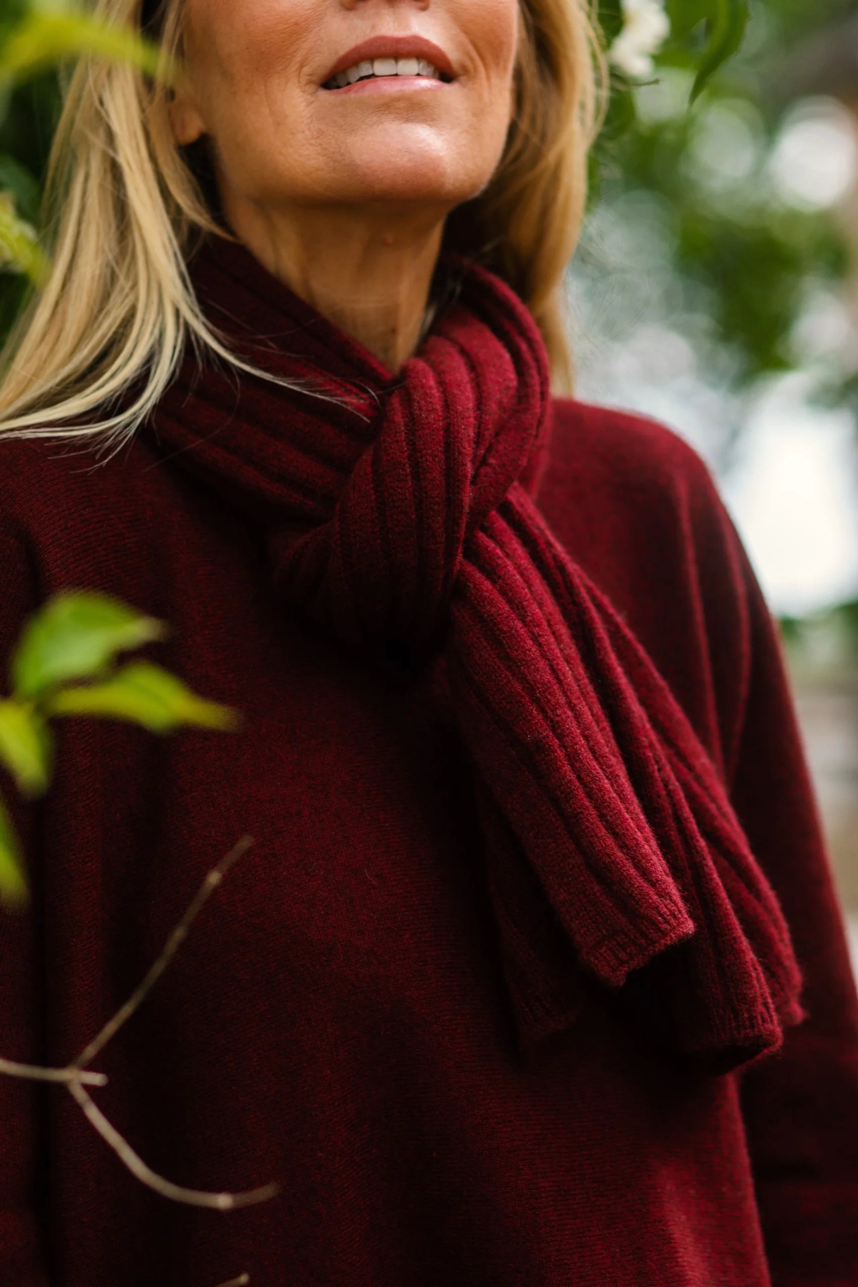 8Design Ribbad Halsduk Bordeaux