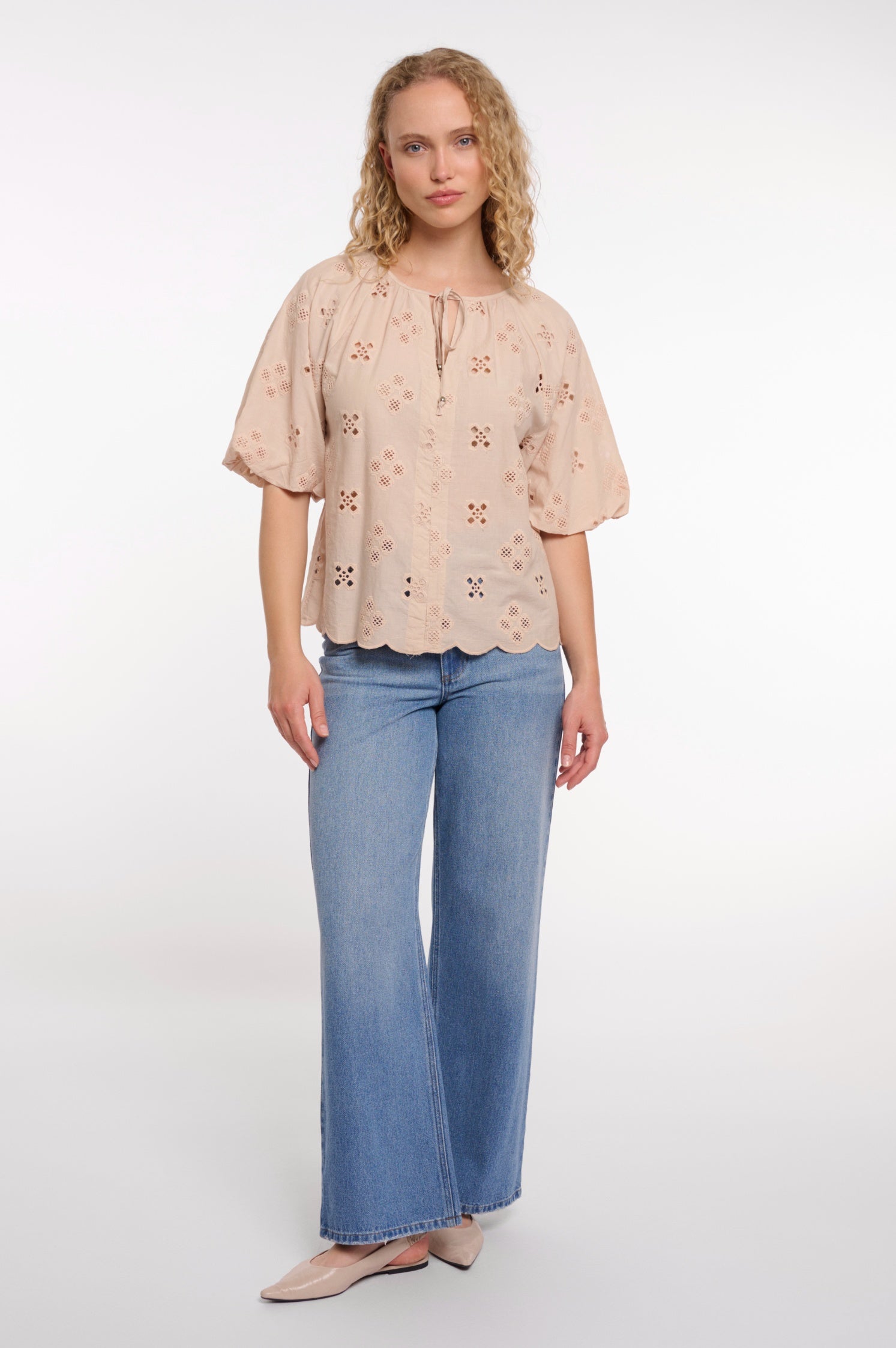 Rino & Pelle Josephine Broderad Blus med Ballongärm Brun