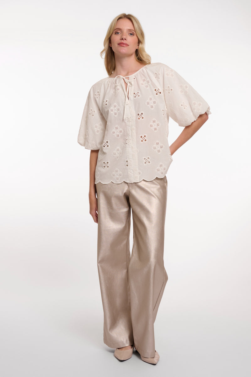 Rino & Pelle Josephine Broderad Blus med Ballongärm Vit