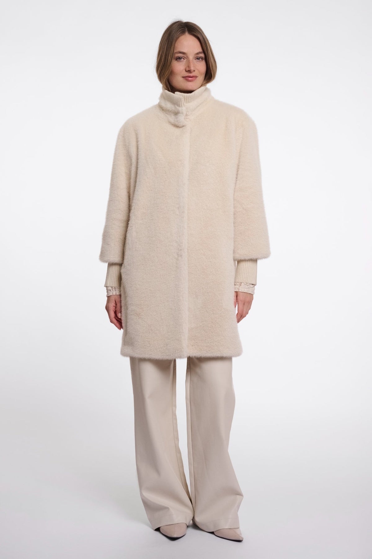 Rino & Pelle Pilar Halvlång Teddyjacka Beige