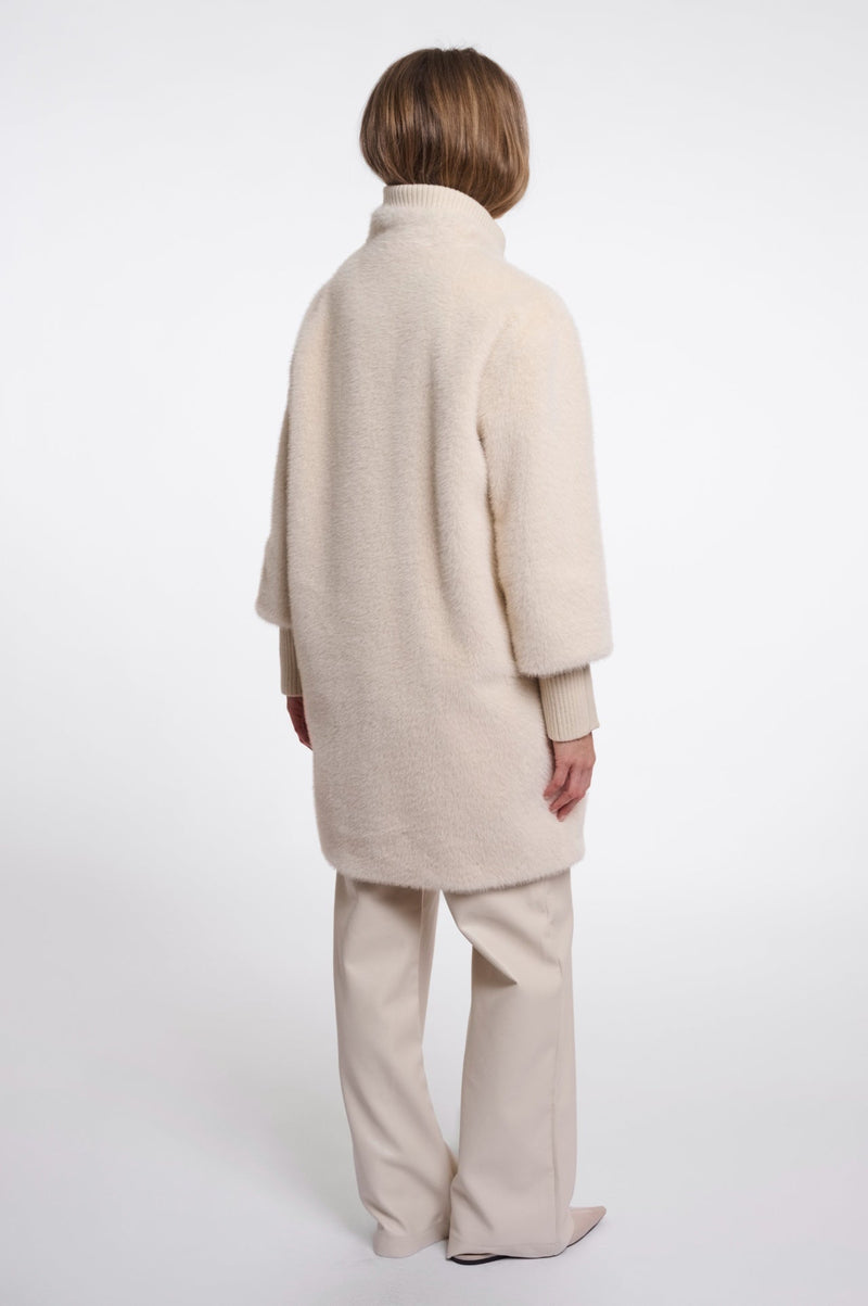 Rino & Pelle Pilar Halvlång Teddyjacka Beige
