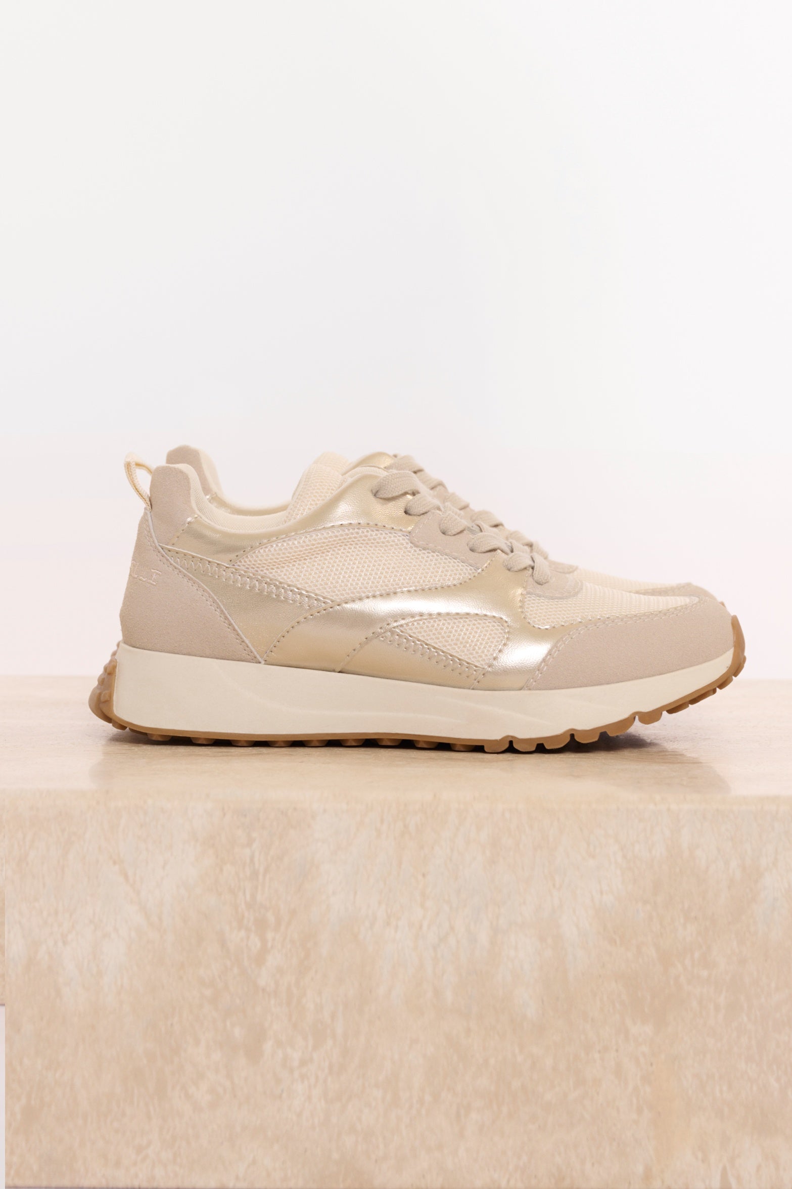 Rino & Pelle Trendiga Sneakers Fieve Ljust Guld