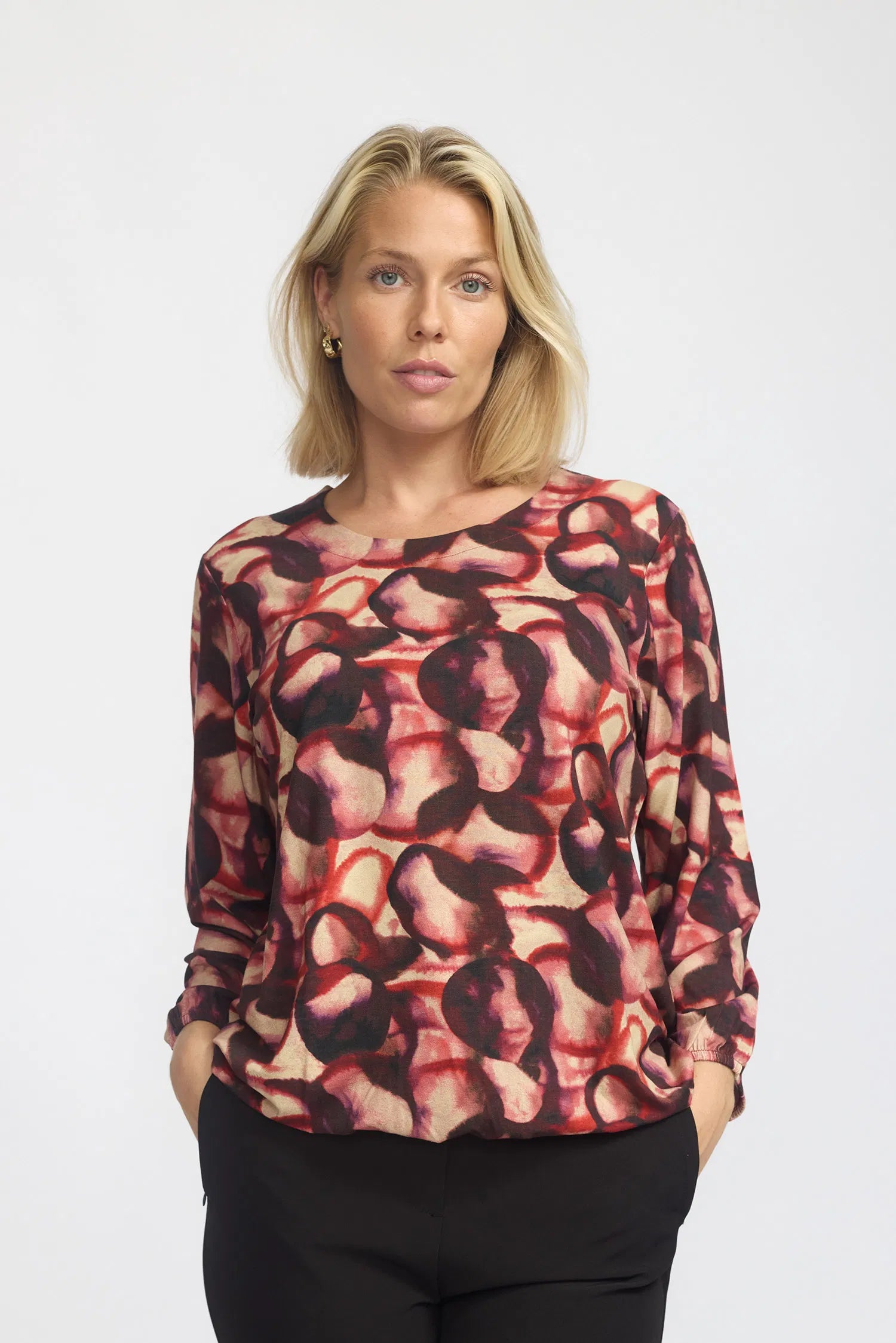 2BIZ Tandy Top Red Circle