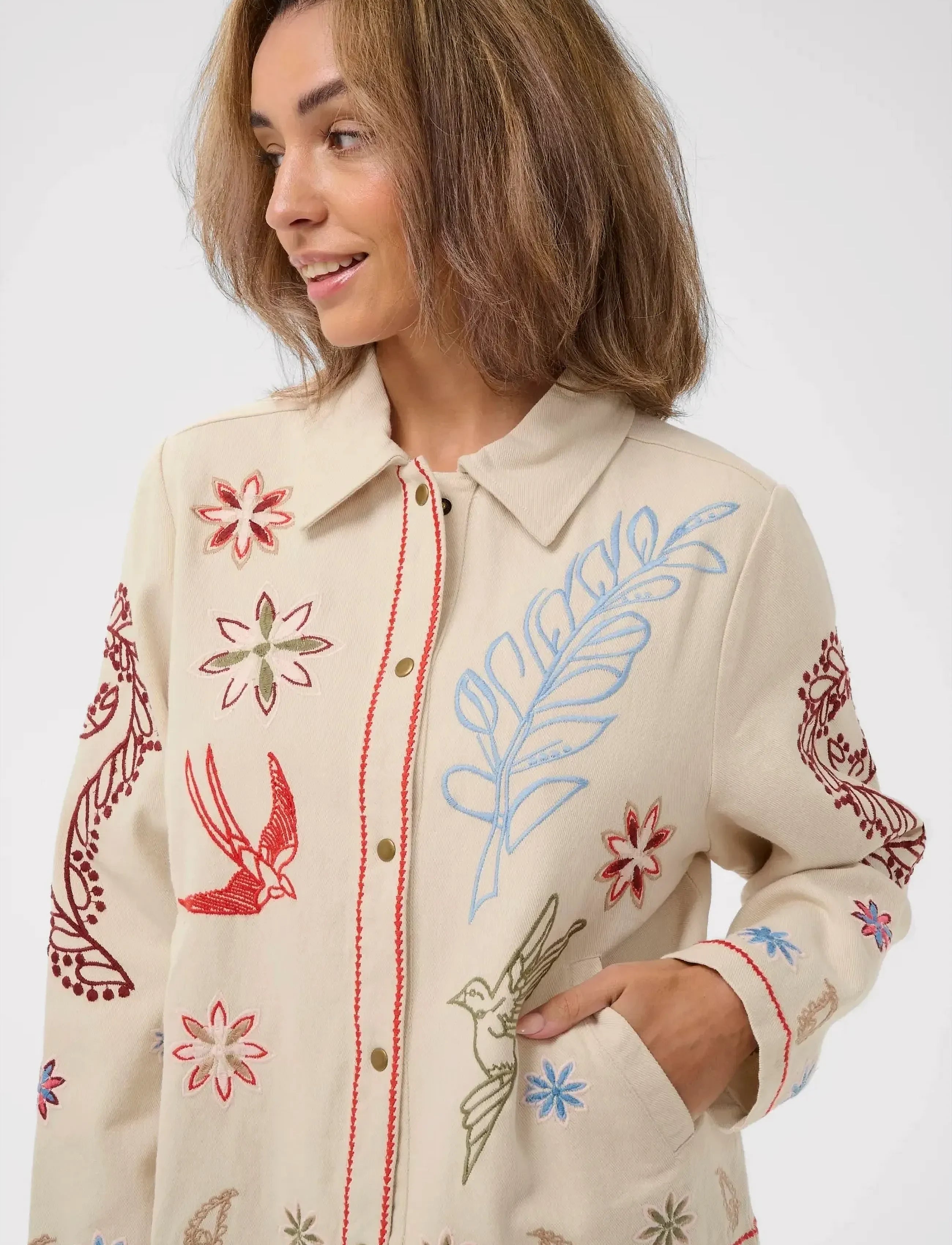 Cream Innejacka med broderier detaljer CRRosetta Beige