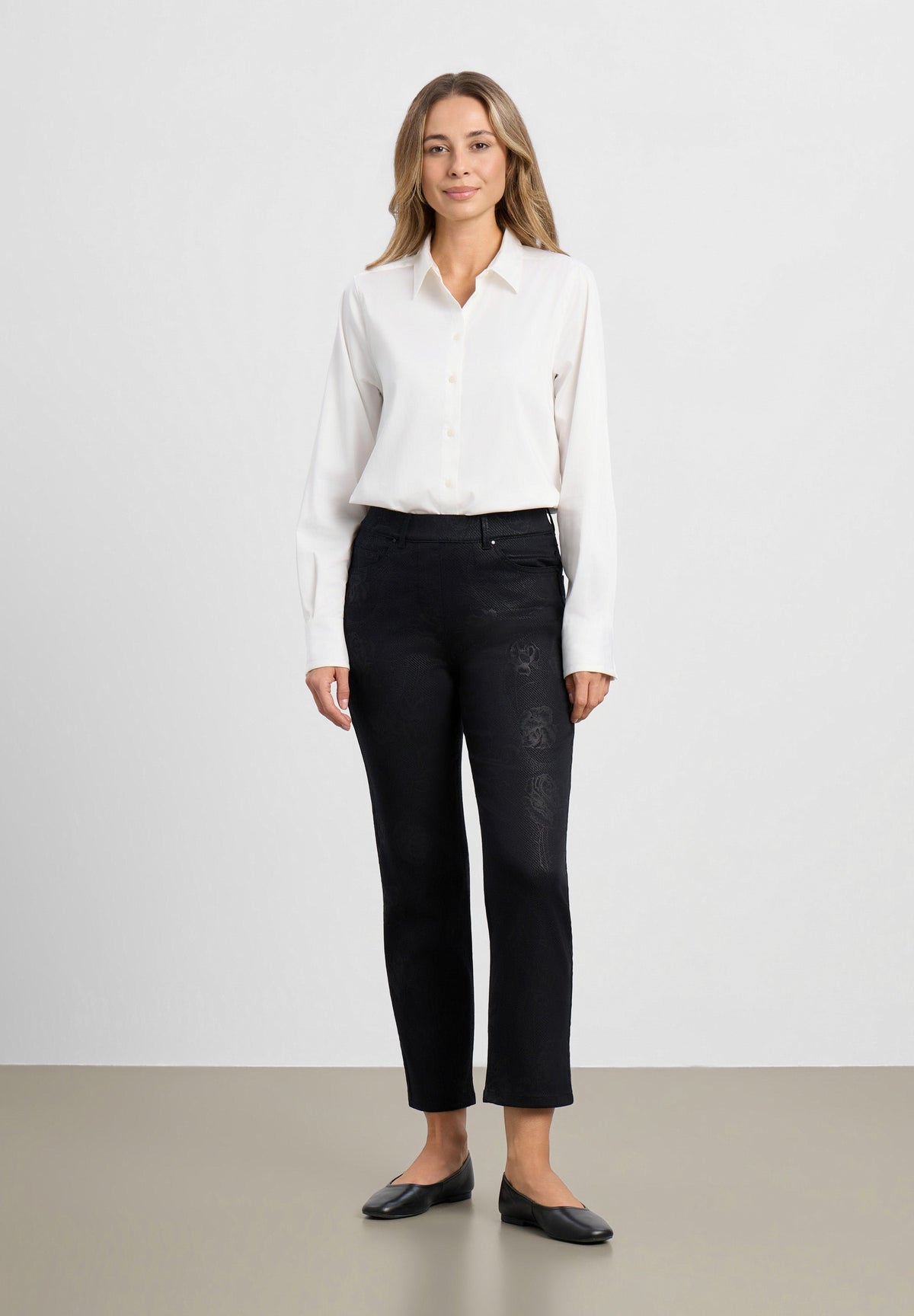 LAURIE Hannah Regular Extra Kort Mönstrad Jeans Svart