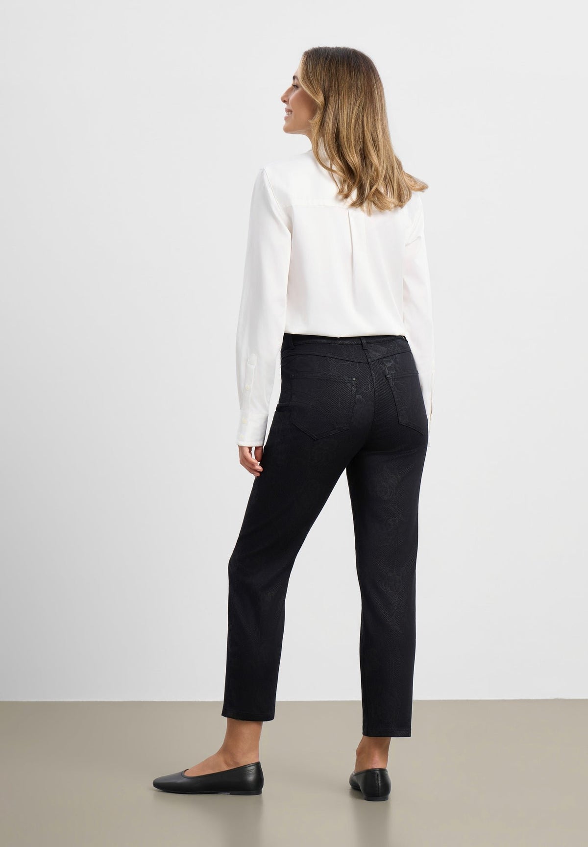 LAURIE Hannah Regular Extra Kort Mönstrad Jeans Svart