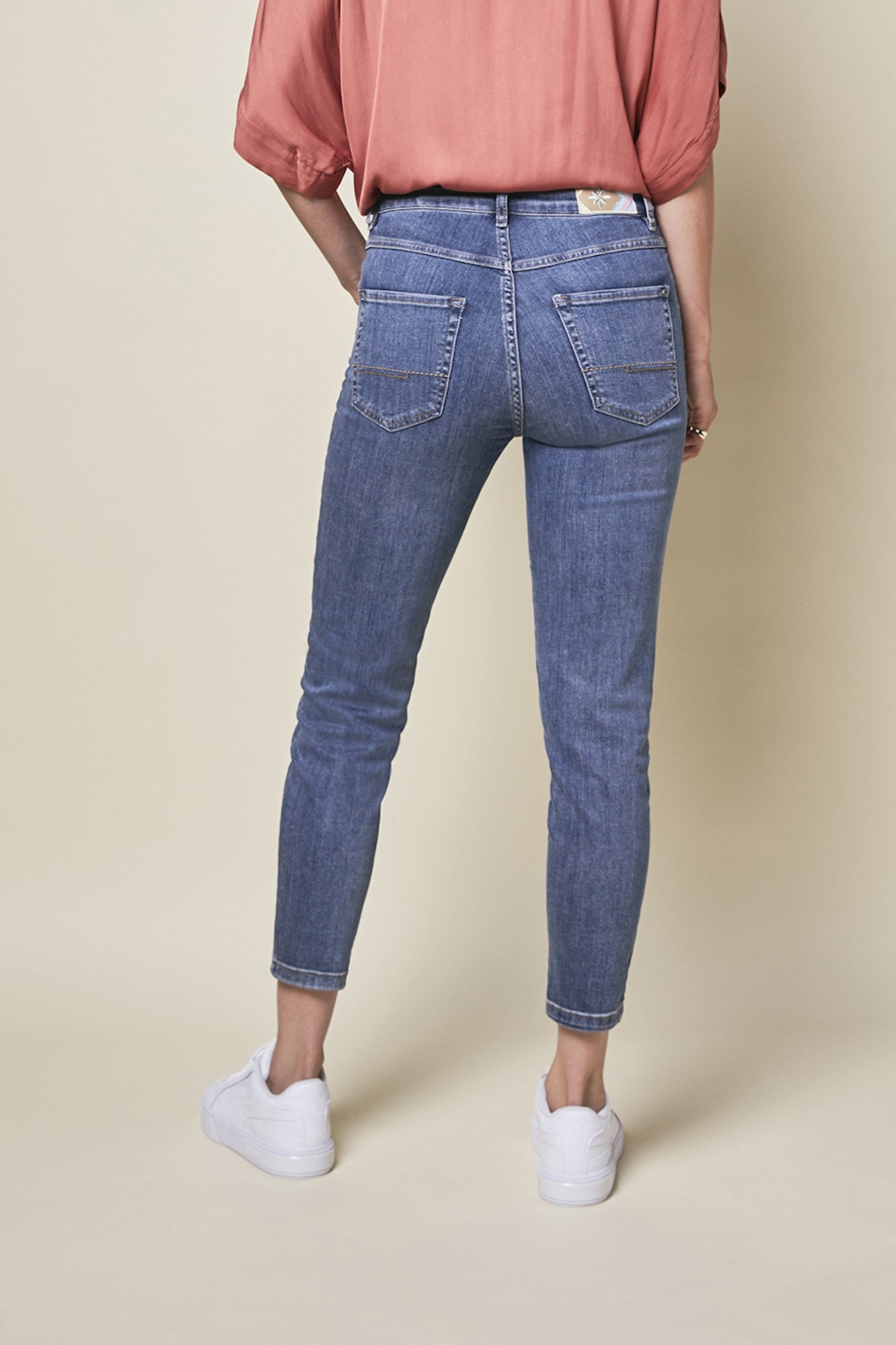 PARA MI Jill P-form Denim Medium Stone