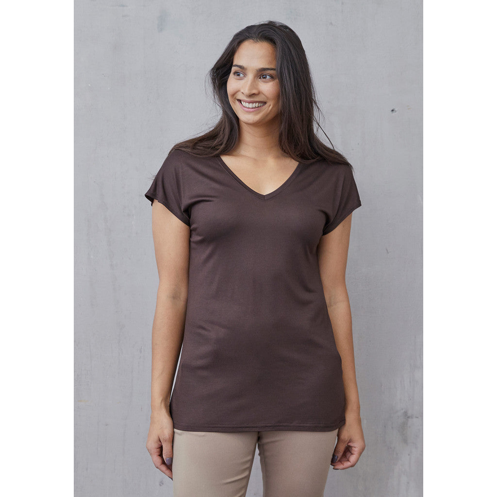 ISAY Nugga V-Neck T-Shirt Chocolate