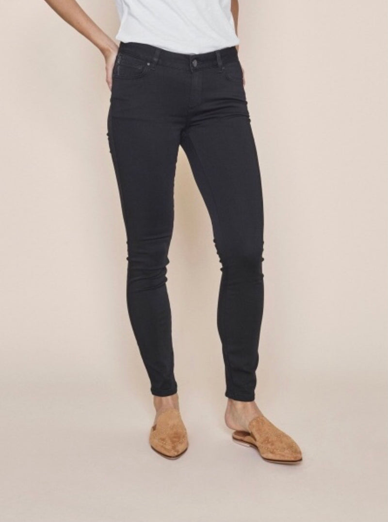 MosMosh Victoria 7/8 Silk Touch Black Jeans