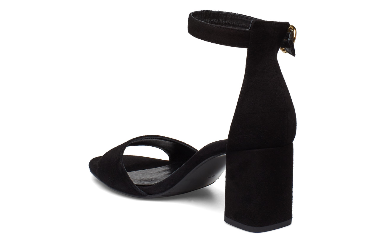 BilliBI Sandals